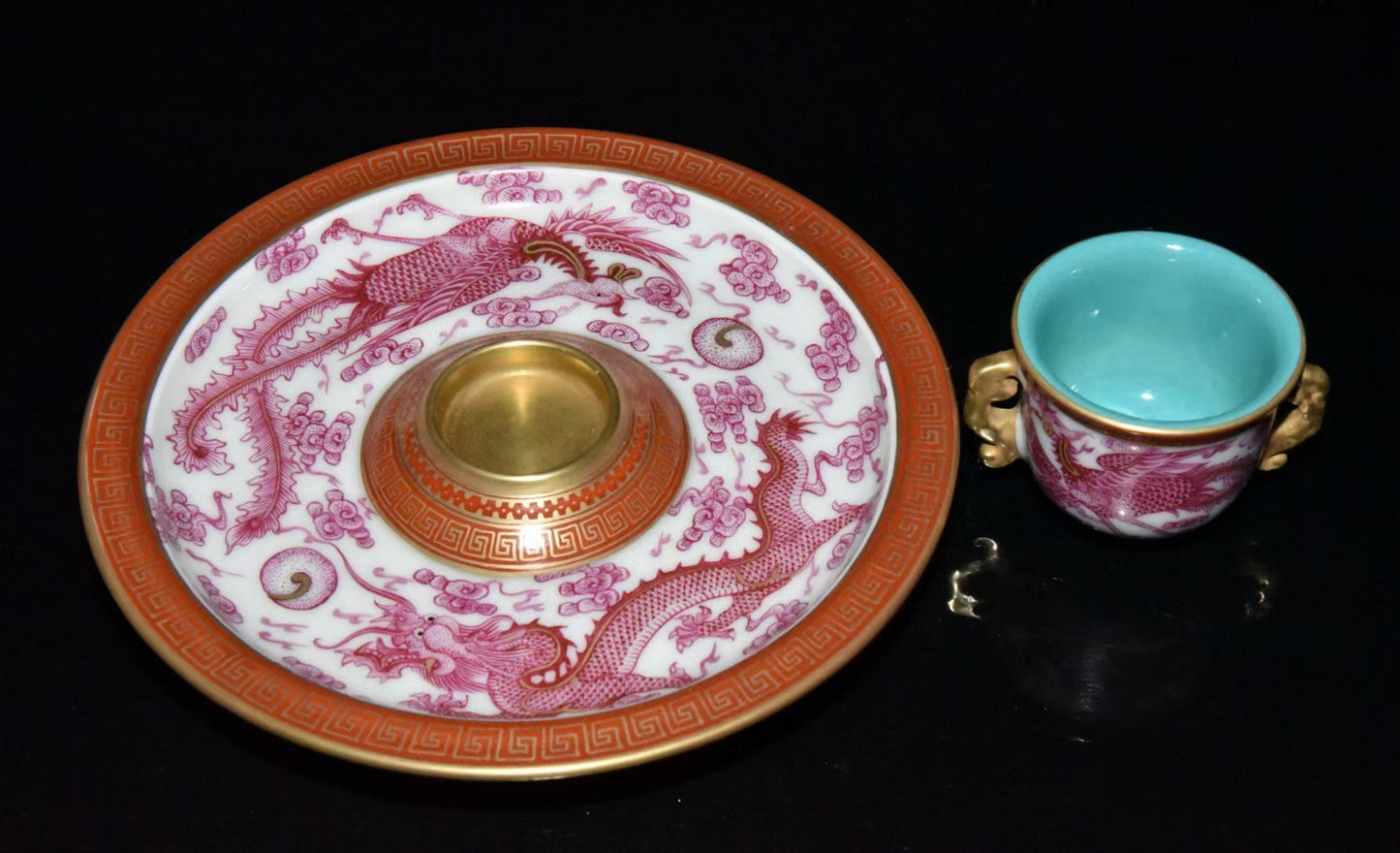 A2344 Chinese Gilt Gold Rouge Red Glaze Dragon Phoenix Design Porcelain Cup & Saucer