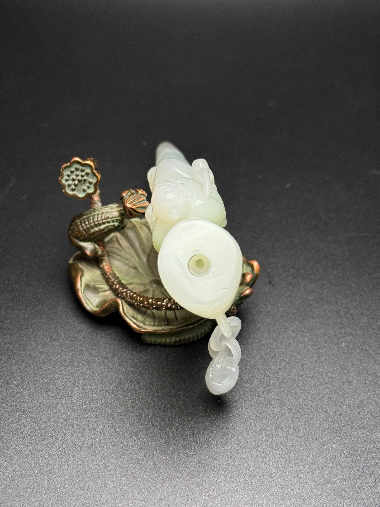 A0707 Chinese Hetian Jade Carved Figure Cigarette Holder